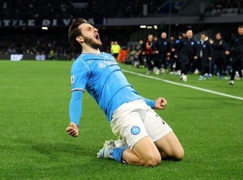 L’Equipe: «Ο Κβαρατσκέλια είπε το «ναι» στην Παρί Σεν Ζερμέν»