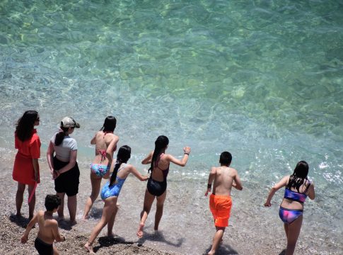 Καιρός: Πλησίασε τους 38 °C η θερμοκρασία την Κυριακή – Πορεία για 40άρια βάζει ο υδράργυρος
