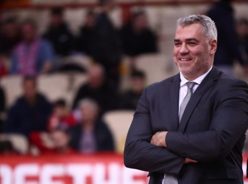 Σιγάλας ο αντί- Σεγκούρα στον Κολοσσό Ρόδου