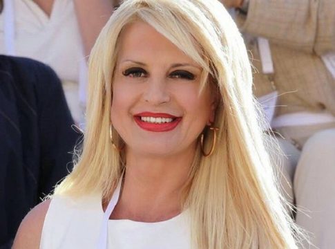 Έτσι απαντά στα «φαρμακερά» σχόλια: Η Μαρίνα Πατούλη 1η φορά χωρίς ίχνος μακιγιάζ και φίλτρων «κλείνει» στόματα