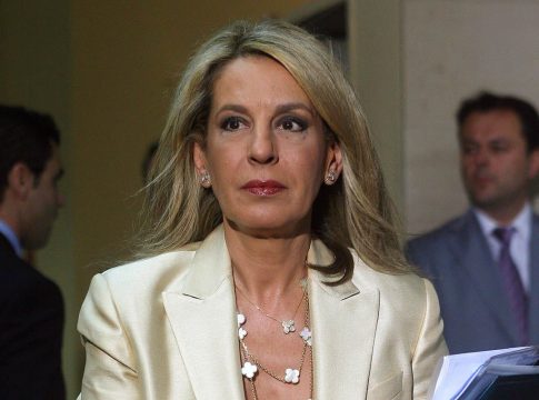 Σούσουρο με την 72χρονη Όλγα Τρέμη, ξεσάλωσε χορεύοντας τσιφτετέλι & αποθεώθηκε