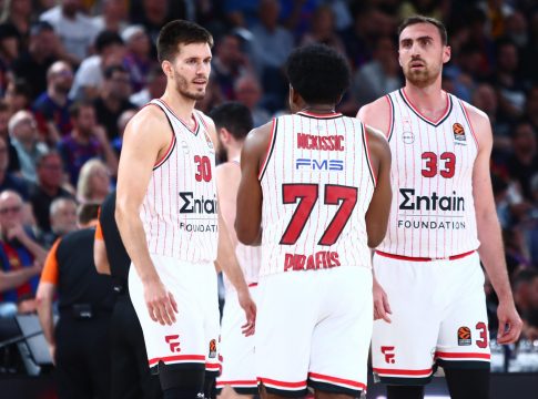 Νέα σενάρια στο εξωτερικό για ΜακΚίσικ και Πετρούσεφ