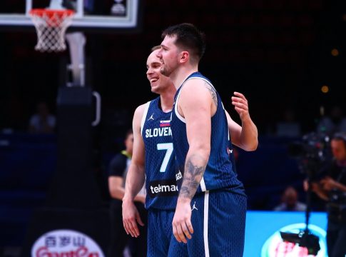 Nέα Ζηλανδία – Σλοβενία 78-104: Στα ημιτελικά και κόντρα στην Ελλάδα ο Ντόντσιτς και η παρέα του