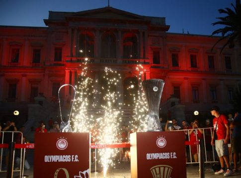 Ο Ολυμπιακός αποκάλυψε το επόμενο ταξίδι των ευρωπαϊκών τροπαίων του