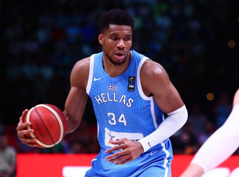 Αντετοκούνμπο: «Έλα έτοιμος έτσι ώστε να μην χρειαστεί να προετοιμαστείς» (vid)