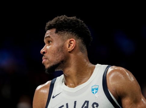 Αντετοκούνμπο: «Ένα από τα καλύτερα συναισθήματα στον κόσμο να παίξεις για τη χώρα σου»