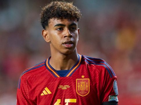 Γιαμάλ για Μέσι: «Κανείς δεν ενοχλείται από τη σύγκριση με τον καλύτερο παίκτη στην ιστορία»