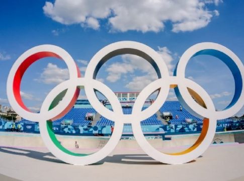 Στον κόσμο τους