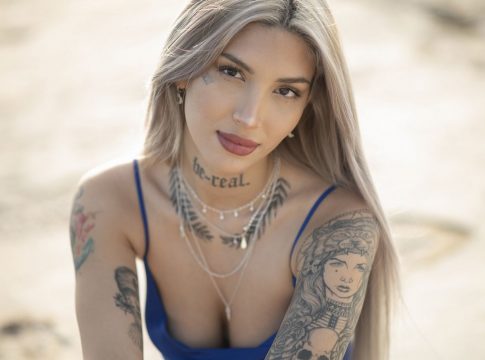 Η Μπέριλ ΜακΚίσικ άλλαξε λουκ και είναι πιο hot από ποτέ! (pic)