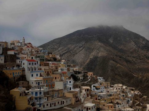 Το ελληνικό νησί που αποθεώνουν τα γερμανικά ΜΜΕ