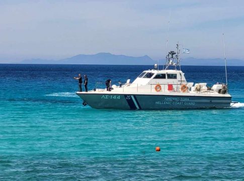 Ταχύπλοο εμβόλισε ιστιοφόρο – Μεθυσμένος ο οδηγός, τραυματίστηκε μια τουρίστρια