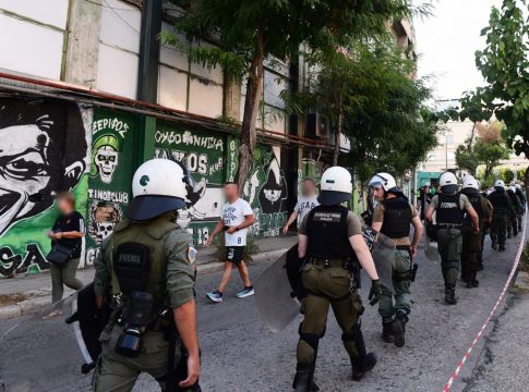 Έκτακτη είδηση: Χάος στη Λεωφόρο – Πυροβολισμοί μεταξύ οπαδών του Παναθηναϊκού