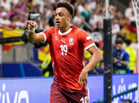 Αουτσάιντερ που σκοράρει πιο εύκολα από το φαβορί