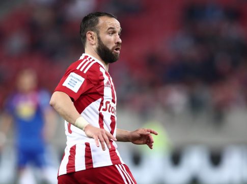 Επιστρέφει στην Super League: Σε ποια ομάδα υπογράφει ο Βαλμπουενά