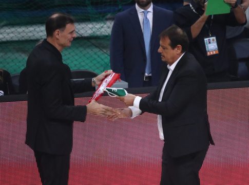 Crash test στην… αεροπορία Παναθηναϊκού – Ολυμπιακού (vids)