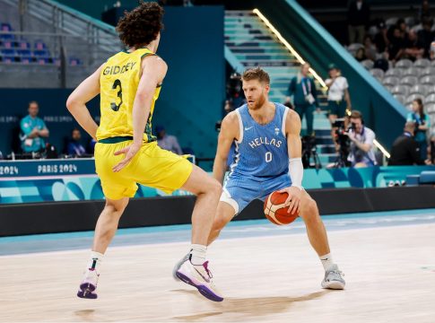 Γουόκαπ: «Στο πρώτο ημίχρονο παίξαμε ένα από τα καλύτερα παιχνίδια που έχει κάνει αυτή η ομάδα»