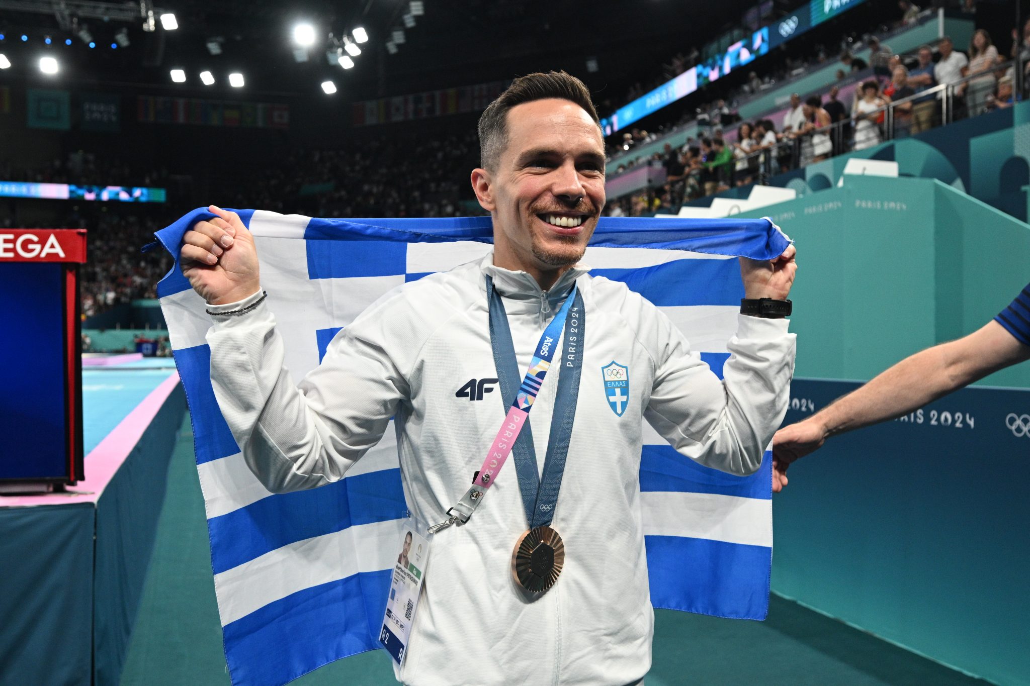 Λευτέρης Πετρούνιας: Η απονομή του ιστορικού χάλκινου μεταλλίου στον Έλληνα πρωταθλητή - ΦΩΤΟ