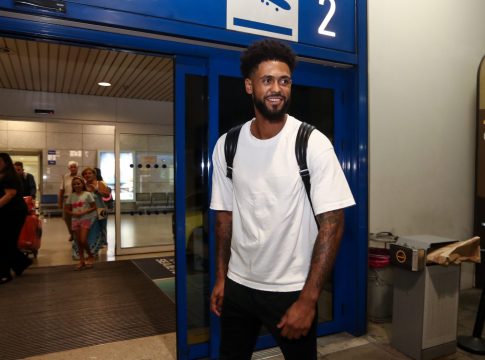 Στην Αθήνα για τον Ολυμπιακό ο Ντόρσεϊ (pics)