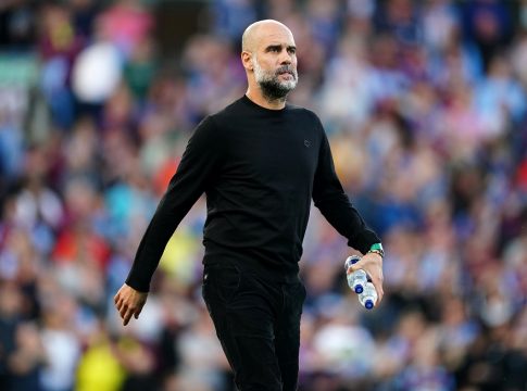Γκουαρντιόλα: «Ίσως ήταν λάθος που δεν αντικαταστήσαμε τον Άλβαρες, αλλά δεν θέλω μεγάλο ρόστερ»