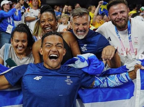 «Παιδί μου κερδίσαμε»: Το υπέροχο ποστ του πατέρα του Εμμανουήλ Καραλή