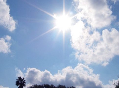 Meteo: Η πιο δροσερή ημέρα των τελευταίων 46 ημερών σήμερα με 36 βαθμούς