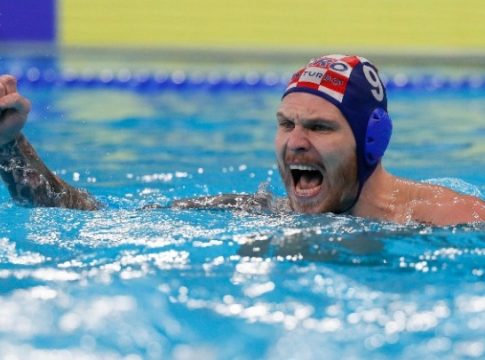 Θρίαμβος της Κροατίας επί της Ισπανίας και πρόκριση στα ημιτελικά (10-8)