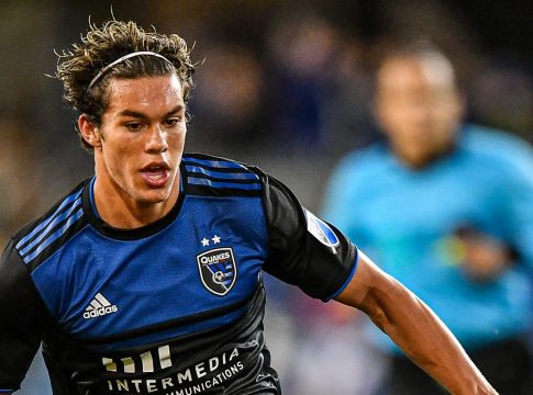 «Ο Αλμέιδα προσπάθησε να πάρει τον Κάουελ της Τσίβας»