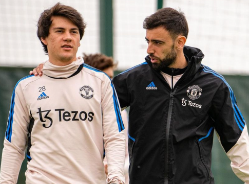 Ο Μπρούνο Φερνάντες αποθέωσε τον Πελίστρι: «Είσαι παράδειγμα επαγγελματισμού»