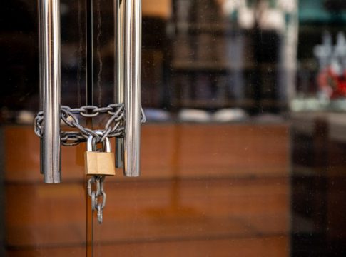 Λουκέτο σε επιχείρηση στα Χανιά επειδή δεν έκοβε αποδείξεις