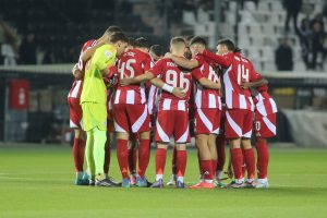 &Mu;&epsilon; &epsilon;&pi;&iota;&sigma;&tau;&rho;&omicron;&phi;έ&sigmaf; &alpha;&lambda;&lambda;ά &chi;&omega;&rho;ί&sigmaf; Έ&sigma;&epsilon; &omicron; &Omicron;&lambda;&upsilon;&mu;&pi;&iota;&alpha;&kappa;ό&sigmaf; &kappa;ό&nu;&tau;&rho;&alpha; &sigma;&tau;&eta;&nu; &Alpha;&Epsilon;&Kappa;