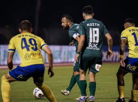 Λεβαδειακός – Παναιτωλικός 1-1: Ο Μαΐντεβατς από την άσπρη βούλα «έσωσε» τον βαθμό για τους Αγρινιώτες