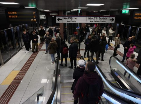Mετρό Θεσσαλονίκης: Στις ράγες οι συρμοί – Παραδόθηκε το έργο στους πολίτες