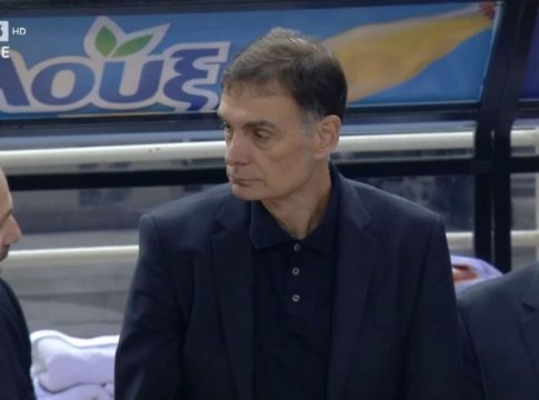 Υβριστικά συνθήματα των οπαδών του ΠΑΟΚ στην ανάκρουση του εθνικού ύμνου (vid)