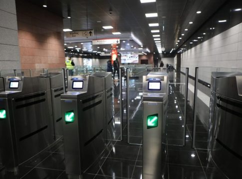Θεσσαλονίκη: Ελεύθερες διελεύσεις με το μετρό όλα τα τριήμερα του Δεκεμβρίου