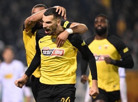 Μήτογλου: «Η δουλειά μας είναι να δουλεύουμε και να πηγαίνει καλά η ομάδα – Αυτό μου είπε ο Ηλιόπουλος»