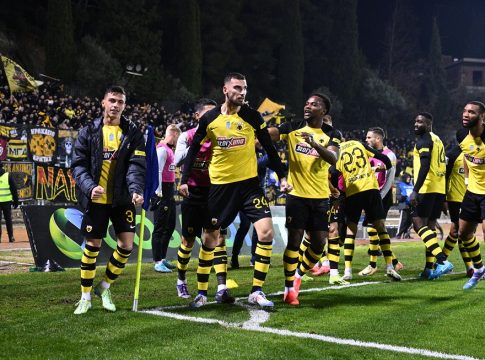 Προβάδισμα με τον Μήτογλου για την ΑΕΚ (vid)