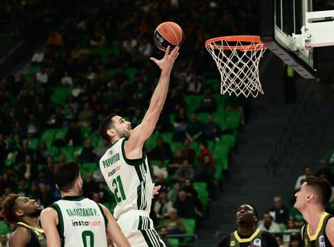 Παναθηναϊκός – Άρης 126-74: Ισοπεδωτικοί οι «πράσινοι» κόντρα σε 8 παίκτες (vid)