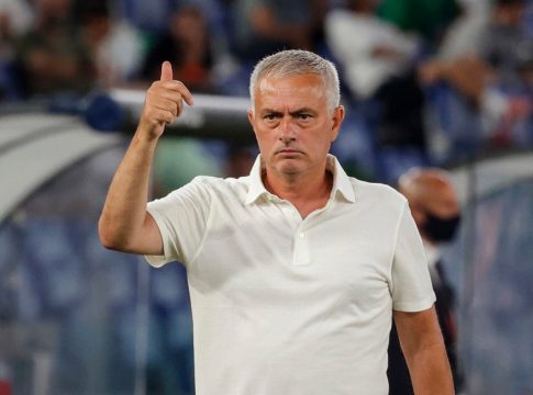 Μουρίνιο για Γκουαρντιόλα: «Εγώ κέρδισα δίκαια τα πρωταθλήματα, όχι με 150 κατηγορίες»!