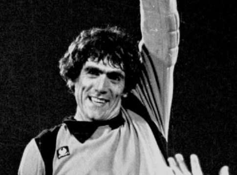 Νίκος Σαργκάνης: Συγκινεί το αντίο της κόρης του – «Μα τι μπάλα έπαιξες θηρίο μου»