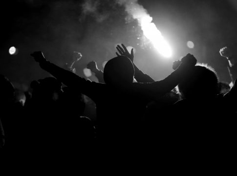 Δεκάδες συλλήψεις χούλιγκαν για διακίνηση ναρκωτικών αλλά κι ανθρωποκτονίες