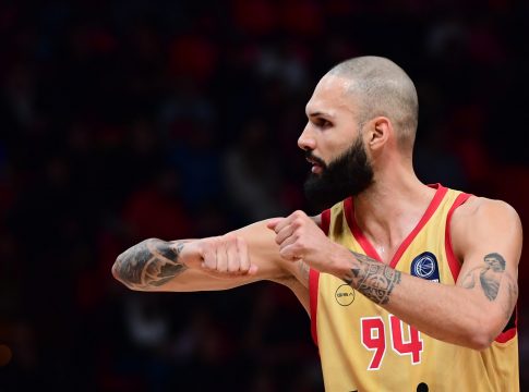 Φουρνιέ: «Καμία ομάδα της Euroleague δεν μπορεί να είναι ανταγωνιστική σε μια σεζόν του NBA»