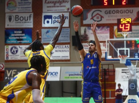 Λαύριο – Περιστέρι 64-69: Νίκη «διά χειρός» Πάπας (vid)