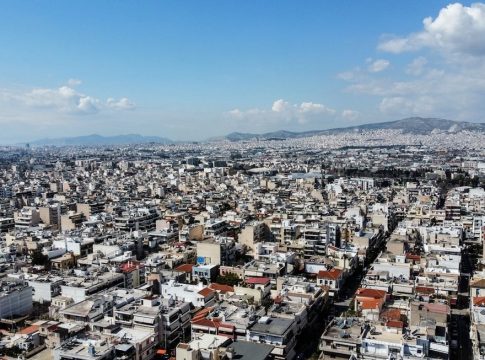 Πόσο θα αυξηθούν οι τιμές των ακινήτων το 2025