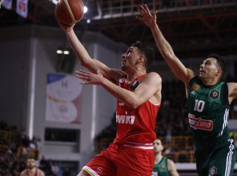 Λαρεντζάκης: X factor στο πρώτο μισό – Δεν έπαιξε στο δεύτερο