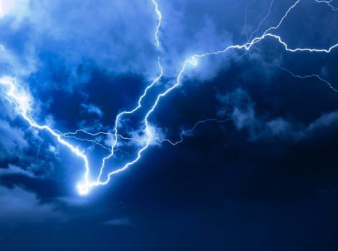 Καιρός: Χαλάει από το Σάββατο – Πού θα εκδηλωθούν βροχές και καταιγίδες