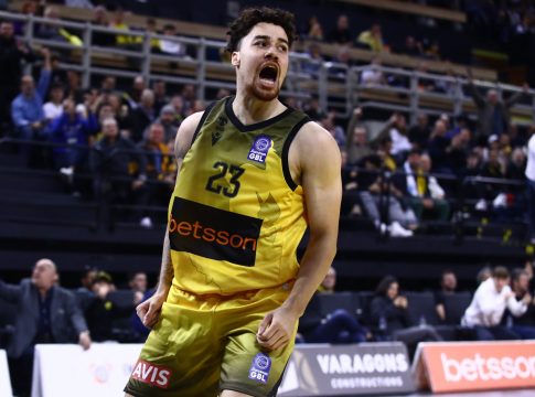 Χωρίς Ομπιέσε η ΑΕΚ απέναντι στο Περιστέρι