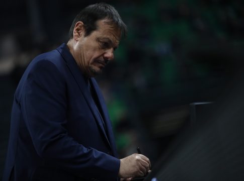 «Δροσερός» Αταμάν: Αύριο θα είμαι στην παραλία, έχετε ρεπό»!