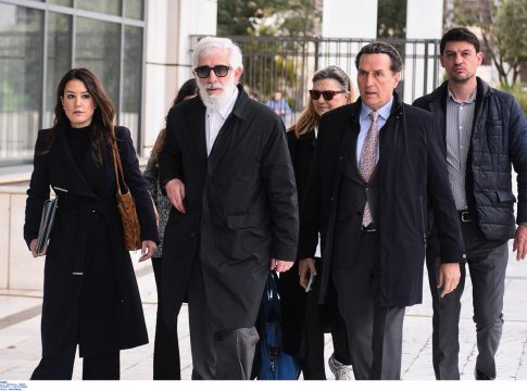 Πέτρος Φιλιππίδης: Ενταση στη δίκη με Μπιμπίλα – «Έχουν γίνει καταγγελίες και για σένα»