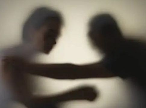 ΕΛ.ΑΣ.: 234 συλλήψεις για ενδοοικογενειακή βία και 190 για νεανική παραβατικότητα σε μία εβδομάδα