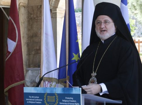 Εκπρόσωπος «Γαλάζιας Πατρίδας»: O Ελπιδοφόρος μισεί την Τουρκία, ονειρεύεται μια νέα βυζαντινή αυτοκρατορία